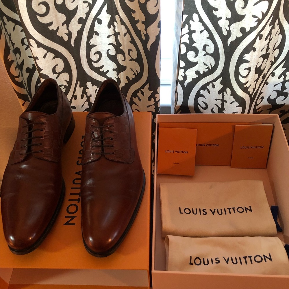 Men’s Louis Vuitton dress shoes